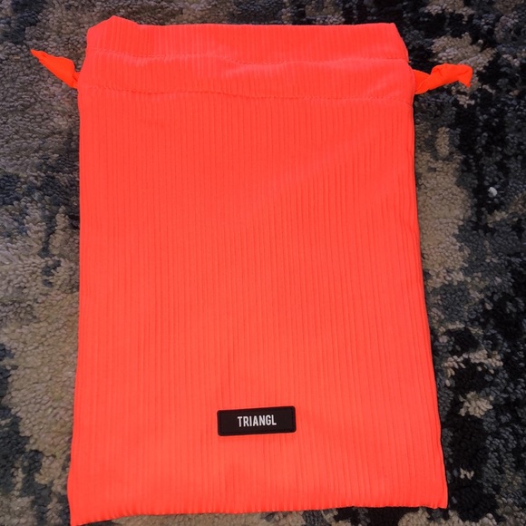 Stripe cheeky bottoms swimsuit set with bag. - Picture 6 of 8